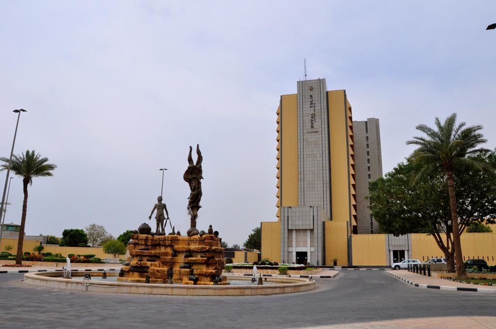 Royal Tulip Alrasheed Hotel Багдад Экстерьер фото