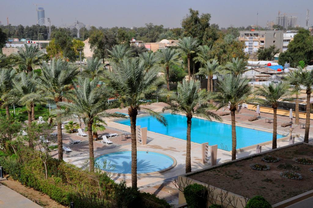 Royal Tulip Alrasheed Hotel Багдад Экстерьер фото